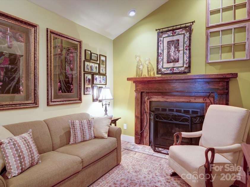 157 Old Hearth Road, Clover, SC 29710.  MLS# CAR4265529, YatesRealty ID 23847. 