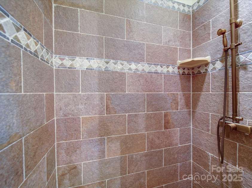 157 Old Hearth Road, Clover, SC 29710.  MLS# CAR4265529, YatesRealty ID 23847. 