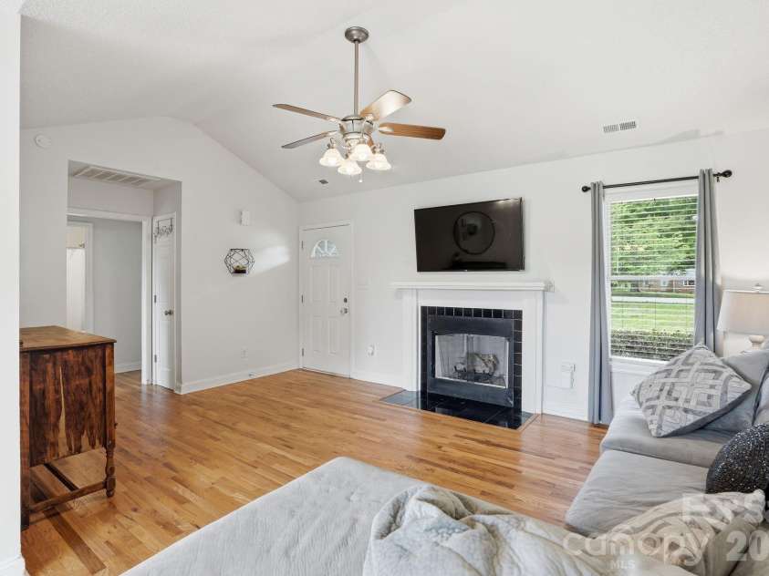 2073 Highway 557 Highway, Clover, SC 29710.  MLS# CAR4374602, YatesRealty ID 23847. 