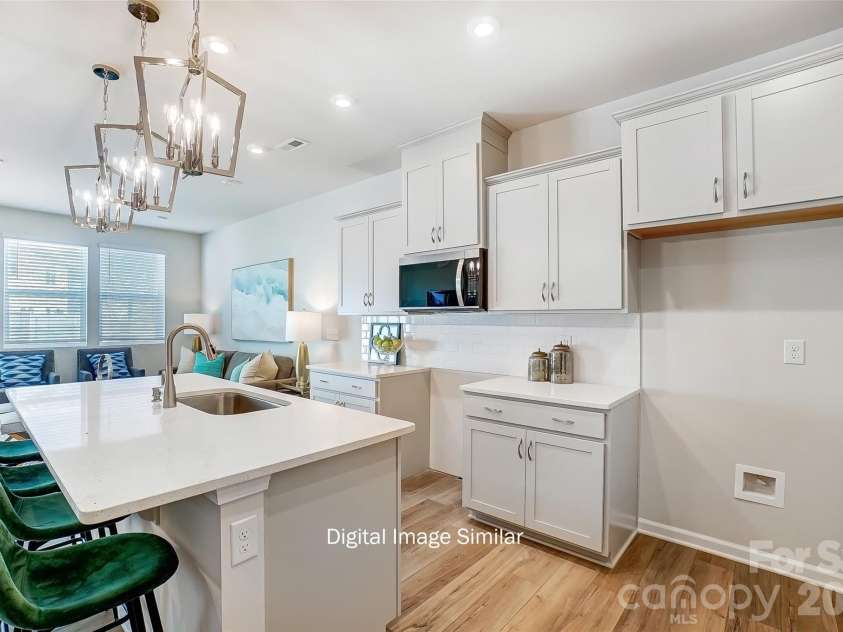 6044 Mallow Crossing Lane, Charlotte, NC 28213.  MLS# CAR4343804, YatesRealty ID 2385. 