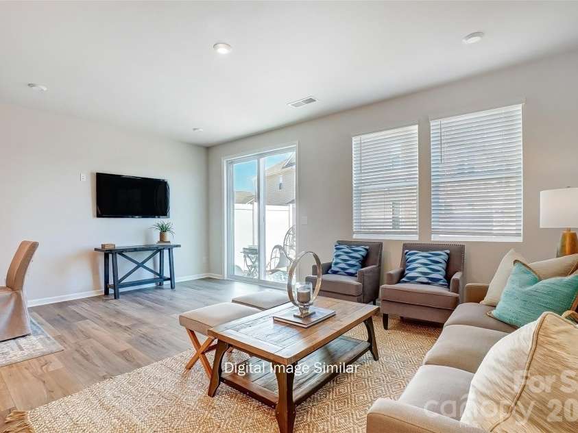 6044 Mallow Crossing Lane, Charlotte, NC 28213.  MLS# CAR4343804, YatesRealty ID 2385. 