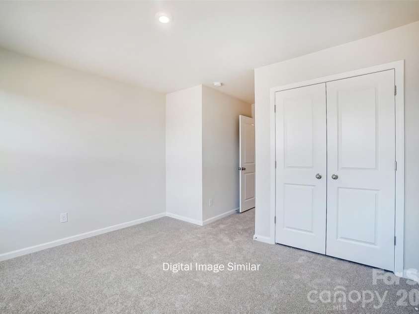 6044 Mallow Crossing Lane, Charlotte, NC 28213.  MLS# CAR4343804, YatesRealty ID 2385. 