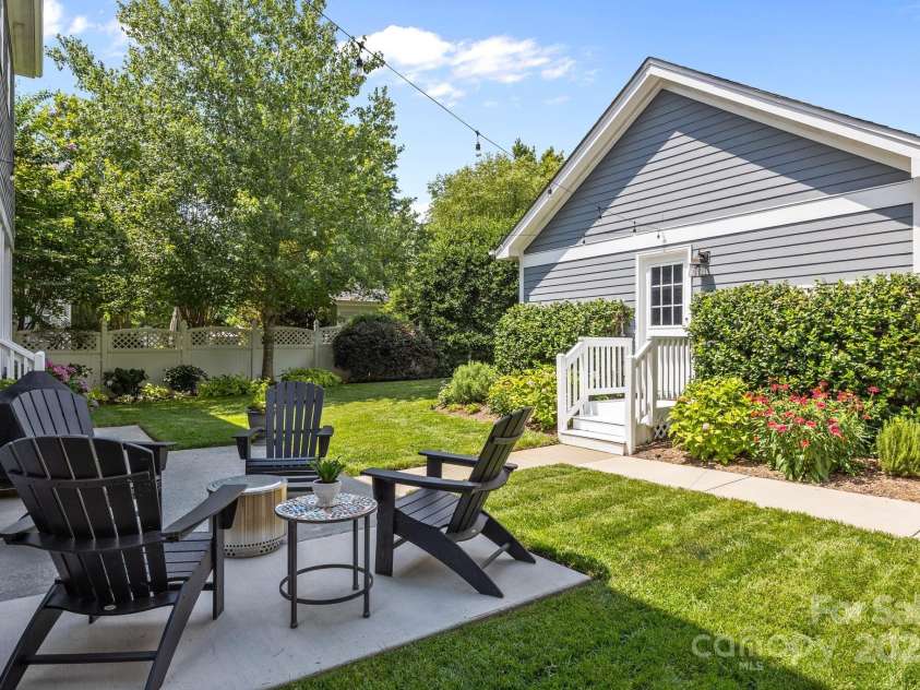 15628 Waterfront Drive, Huntersville, NC 28078.  MLS# CAR4276145, YatesRealty ID 23850. 