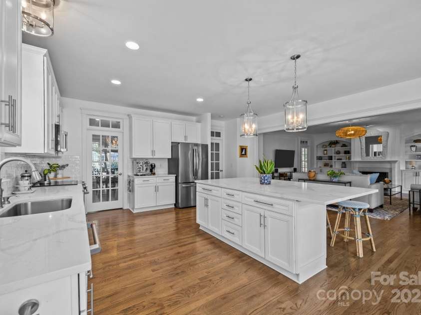 15628 Waterfront Drive, Huntersville, NC 28078.  MLS# CAR4276145, YatesRealty ID 23850. 