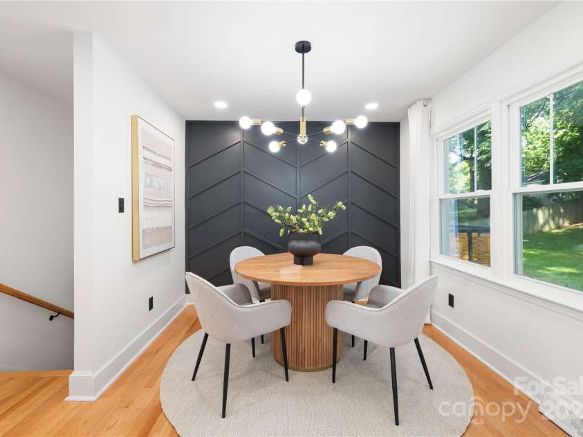 2120 Shadyview Drive, Charlotte, NC 28210.  MLS# CAR4273399, YatesRealty ID 23851. 