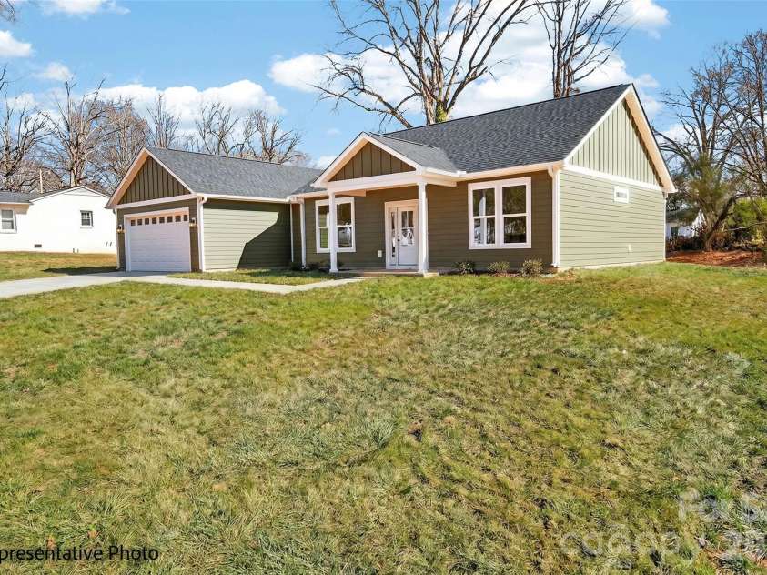 612 Central Drive, Statesville, NC 28677.  MLS# CAR4382134, YatesRealty ID 23852. Representative Photo