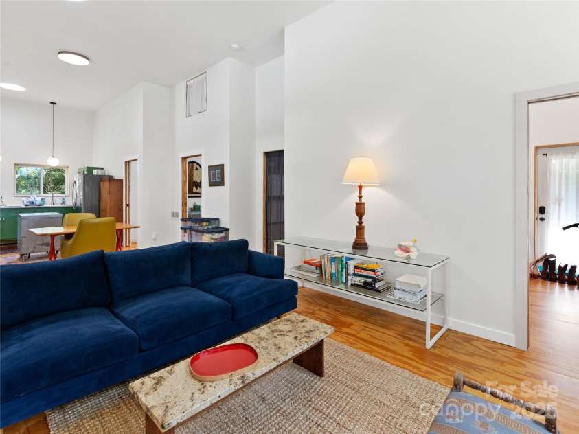 59 Alexander Road, Weaverville, NC 28787.  MLS# CAR4269115, YatesRealty ID 23853. 