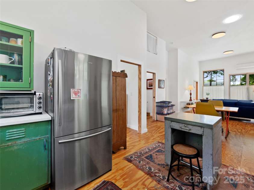 59 Alexander Road, Weaverville, NC 28787.  MLS# CAR4269115, YatesRealty ID 23853. 