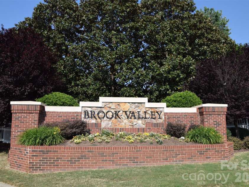2007 Streamlet Way, Monroe, NC 28110.  MLS# CAR4376790, YatesRealty ID 23855. Welcome!