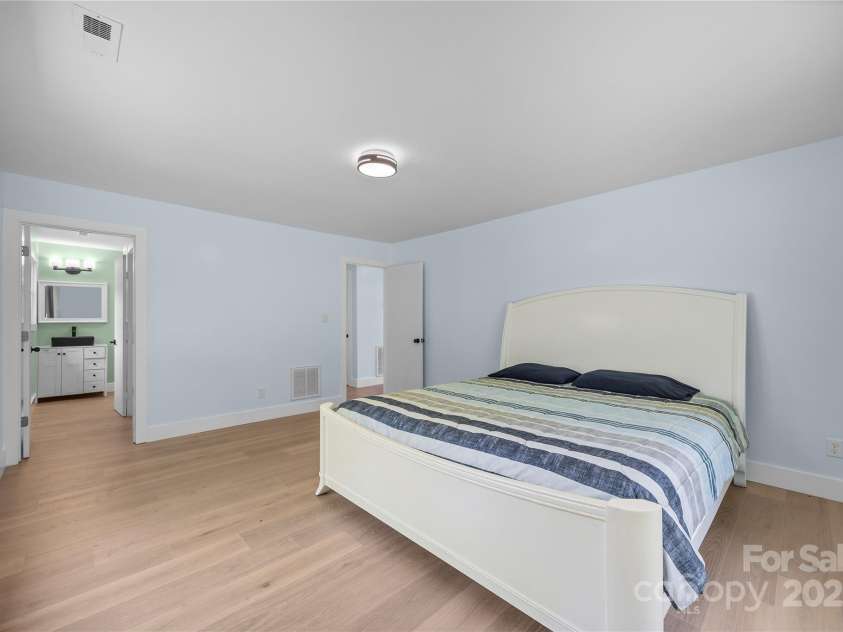 221 John C Logan Road, Rutherfordton, NC 28139.  MLS# CAR4273280, YatesRealty ID 23856. Large Walk-in closet in Primary