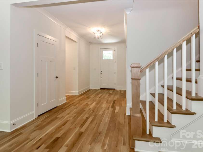 1061 The Glen Street, Statesville, NC 28677.  MLS# CAR4257155, YatesRealty ID 23857. 