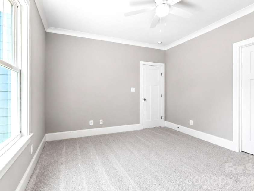 1061 The Glen Street, Statesville, NC 28677.  MLS# CAR4257155, YatesRealty ID 23857. 