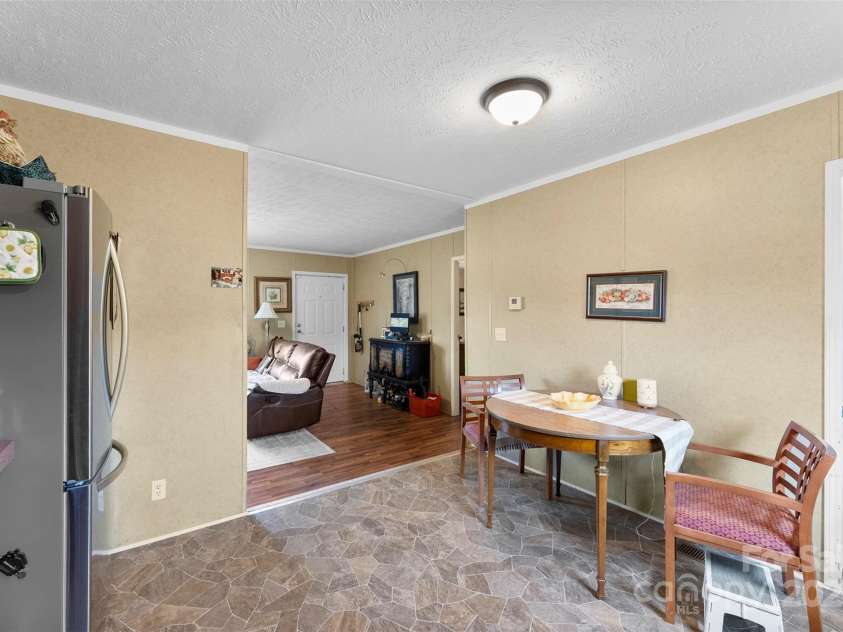 223 Green Meadows Drive, Kings Mountain, NC 28086.  MLS# CAR4275918, YatesRealty ID 23857. 