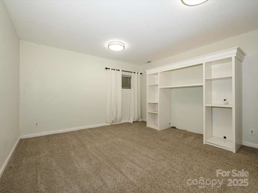 203 Riverview Terrace, Lake Wylie, SC 29710.  MLS# CAR4283761, YatesRealty ID 2386. Walkout Basement Level Flex Room
