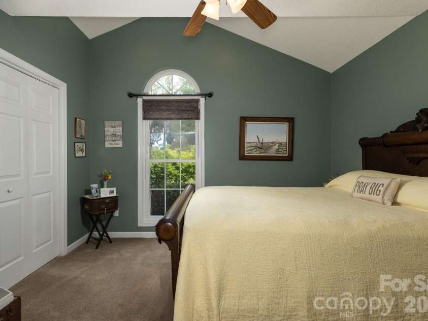 611 Briar Creek Drive, North Wilkesboro, NC 28659.  MLS# CAR4371403, YatesRealty ID 23860. 