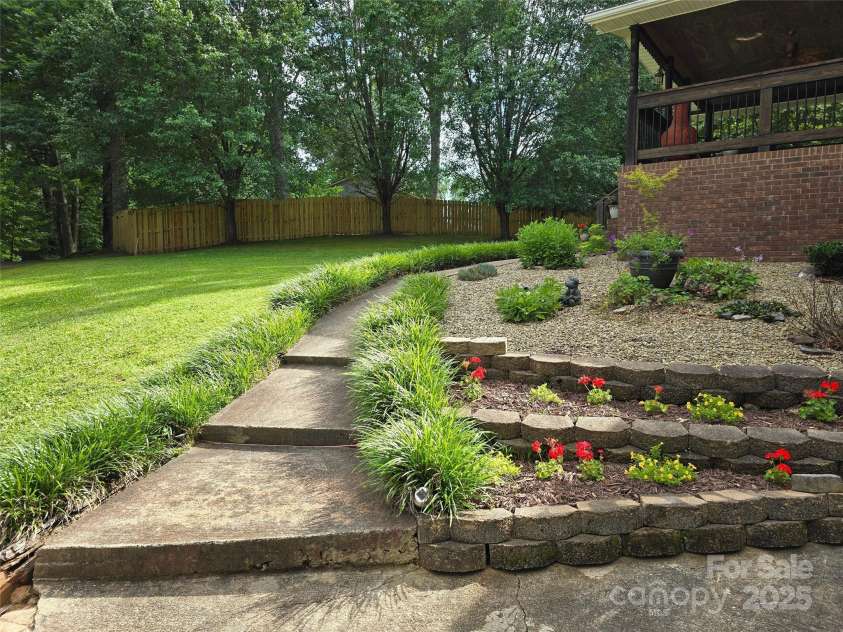 128-129 Oak Trails Pass, Leicester, NC 28748.  MLS# CAR4273960, YatesRealty ID 23861. 