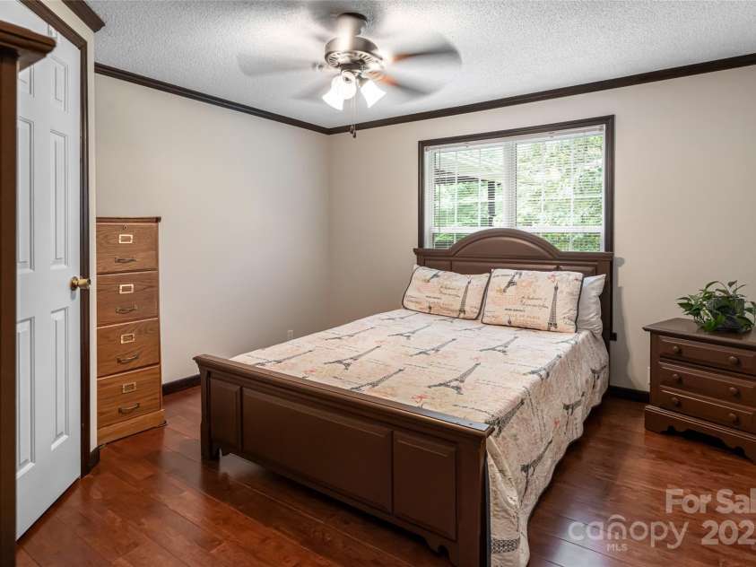 128-129 Oak Trails Pass, Leicester, NC 28748.  MLS# CAR4273960, YatesRealty ID 23861. 