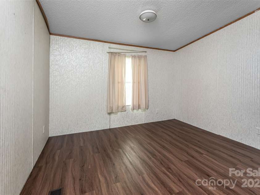 128-129 Oak Trails Pass, Leicester, NC 28748.  MLS# CAR4273960, YatesRealty ID 23861. 