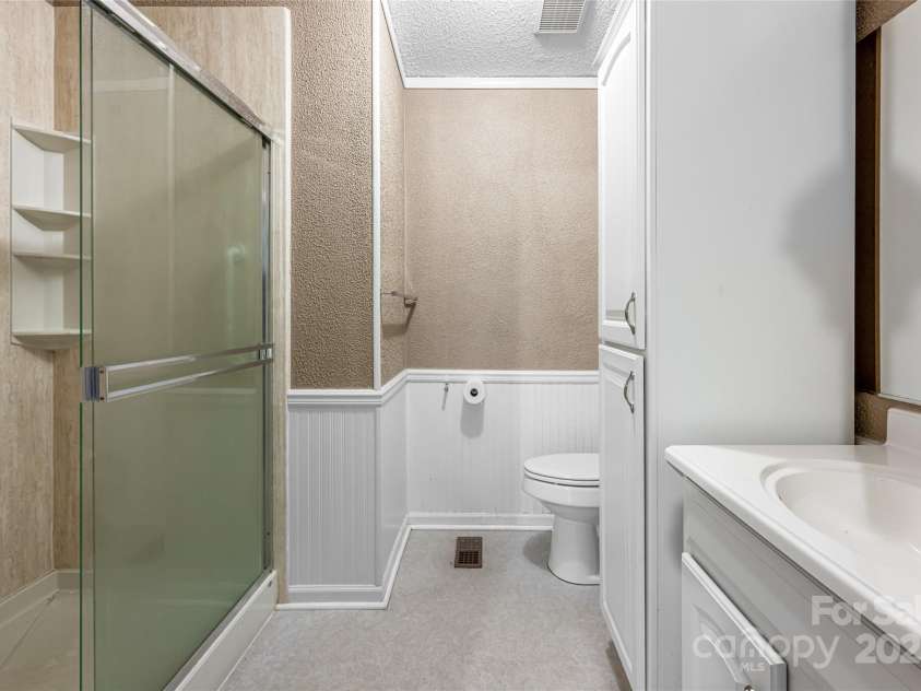 128-129 Oak Trails Pass, Leicester, NC 28748.  MLS# CAR4273960, YatesRealty ID 23861. 