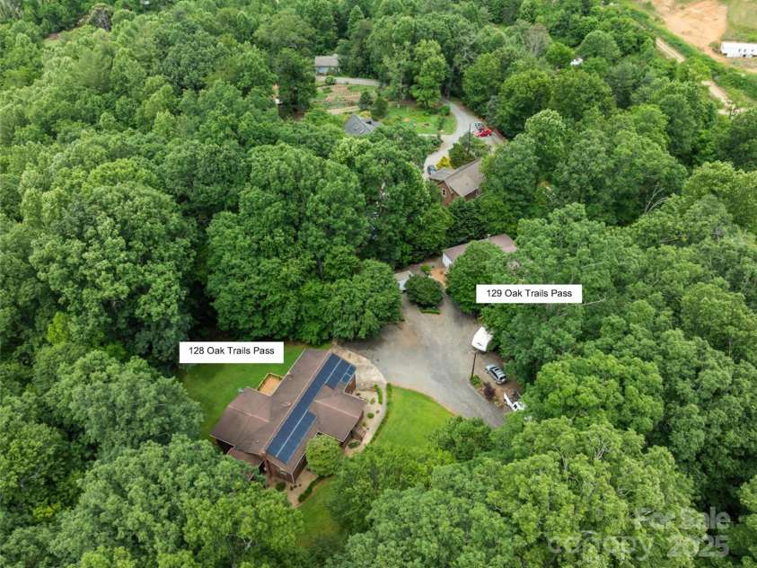 128-129 Oak Trails Pass, Leicester, NC 28748.  MLS# CAR4273960, YatesRealty ID 23861. 
