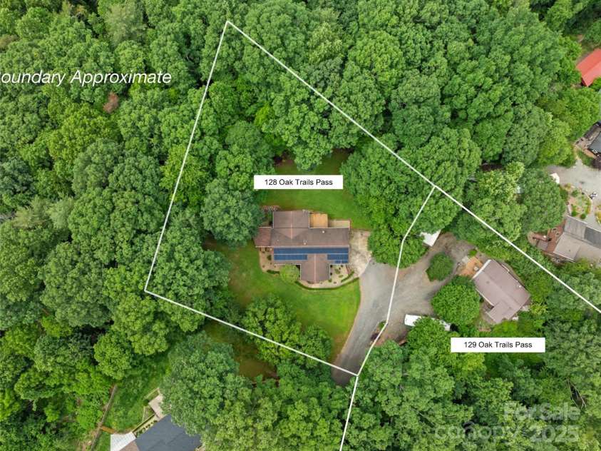 128-129 Oak Trails Pass, Leicester, NC 28748.  MLS# CAR4273960, YatesRealty ID 23861. 