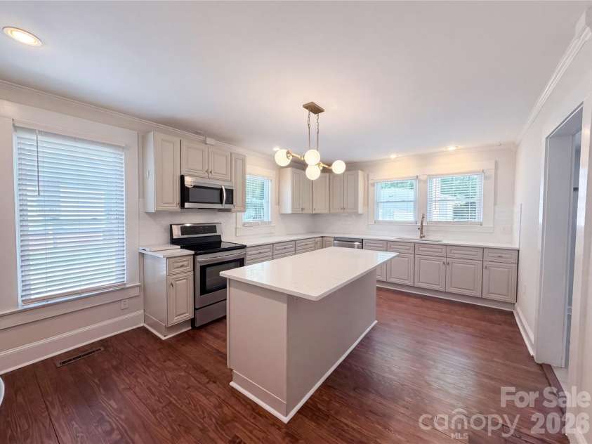 329 Mclelland Avenue, Mooresville, NC 28115.  MLS# CAR4381970, YatesRealty ID 23861. 