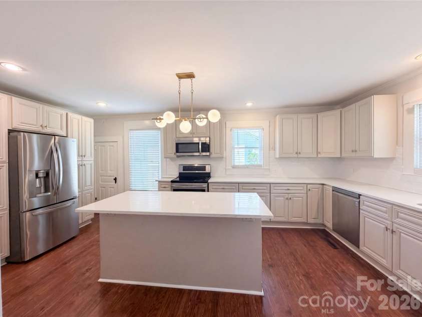 329 Mclelland Avenue, Mooresville, NC 28115.  MLS# CAR4381970, YatesRealty ID 23861. 