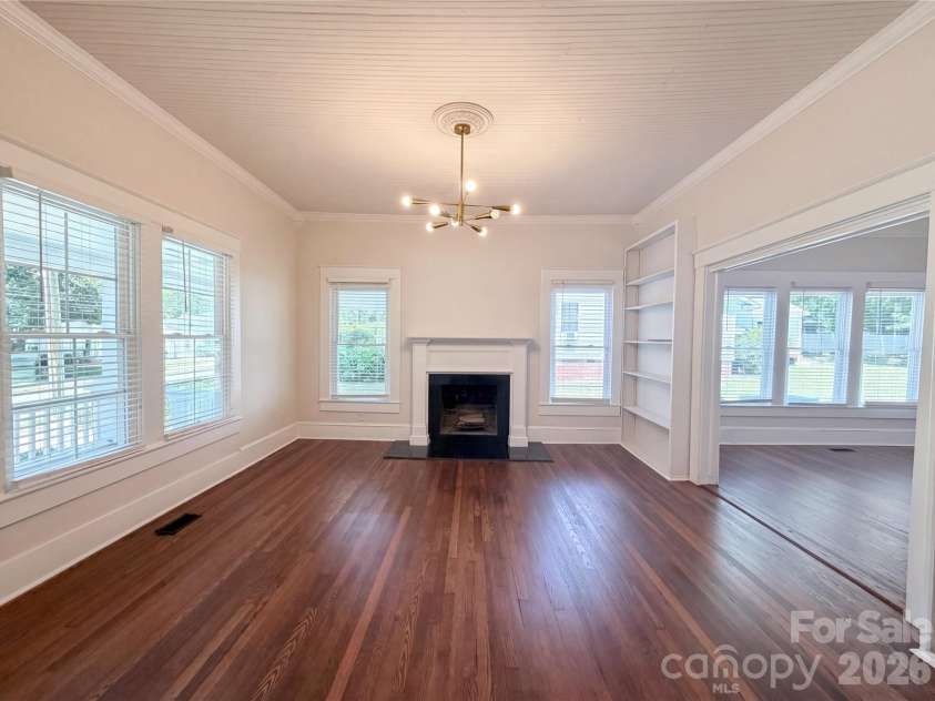 329 Mclelland Avenue, Mooresville, NC 28115.  MLS# CAR4381970, YatesRealty ID 23861. 