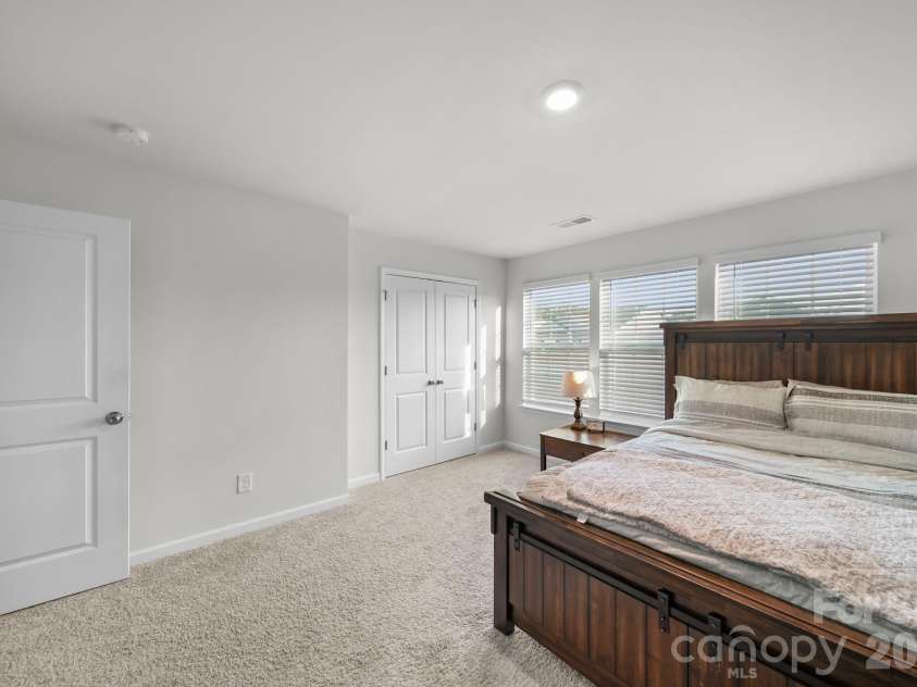 2130 Eastway Drive, Dallas, NC 28034.  MLS# CAR4366434, YatesRealty ID 23862. 