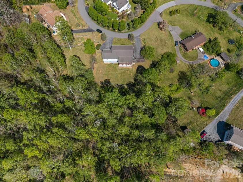 335 Hemlock Spring Trail, Weaverville, NC 28787.  MLS# CAR4340063, YatesRealty ID 23863. 