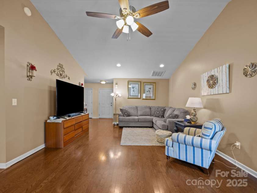 96 Sunny Meadows Boulevard, Arden, NC 28704.  MLS# CAR4251312, YatesRealty ID 23863. 