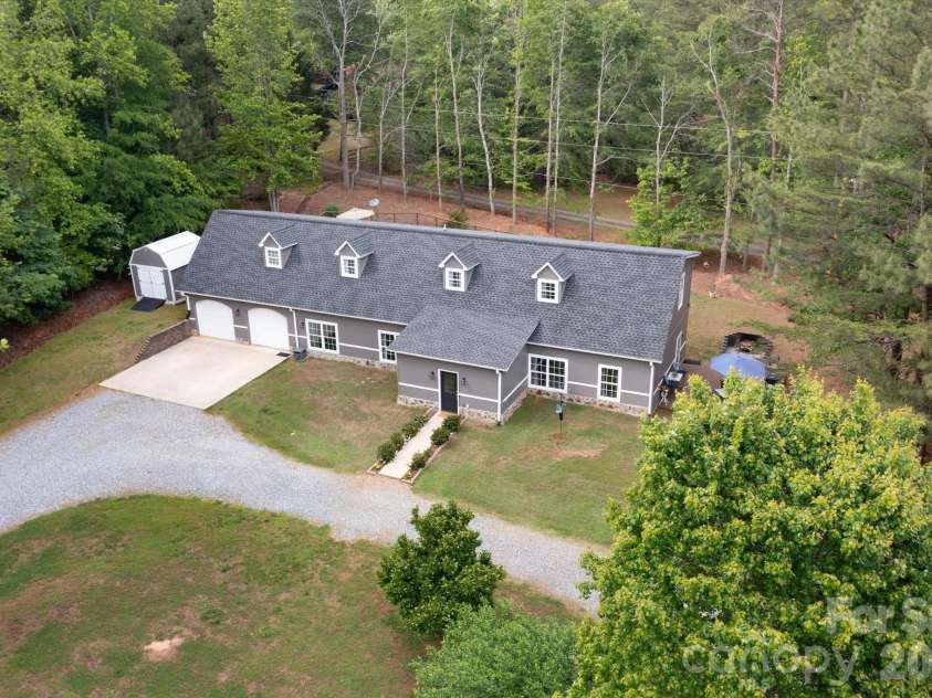 3860 Landrum Road, Columbus, NC 28722.  MLS# CAR4380844, YatesRealty ID 23865. 