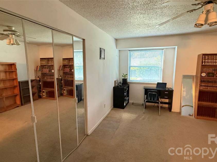 9119 Spyglass Place, Charlotte, NC 28214.  MLS# CAR4390542, YatesRealty ID 23866. 