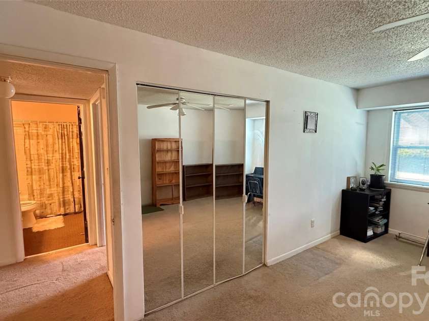 9119 Spyglass Place, Charlotte, NC 28214.  MLS# CAR4390542, YatesRealty ID 23866. 