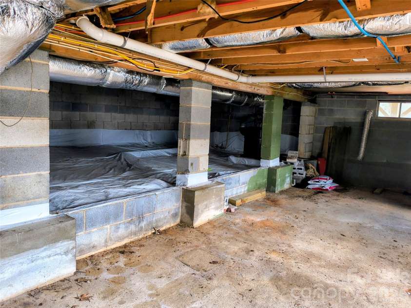 143 Tabernacle Road, Black Mountain, NC 28711.  MLS# CAR4360711, YatesRealty ID 23867. 