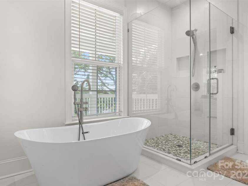 319 Catawba Avenue, Rock Hill, SC 29730.  MLS# CAR4273520, YatesRealty ID 23868. 