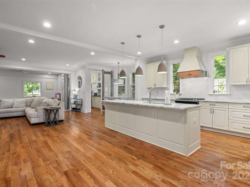 319 Catawba Avenue, Rock Hill, SC 29730.  MLS# CAR4273520, YatesRealty ID 23868. 