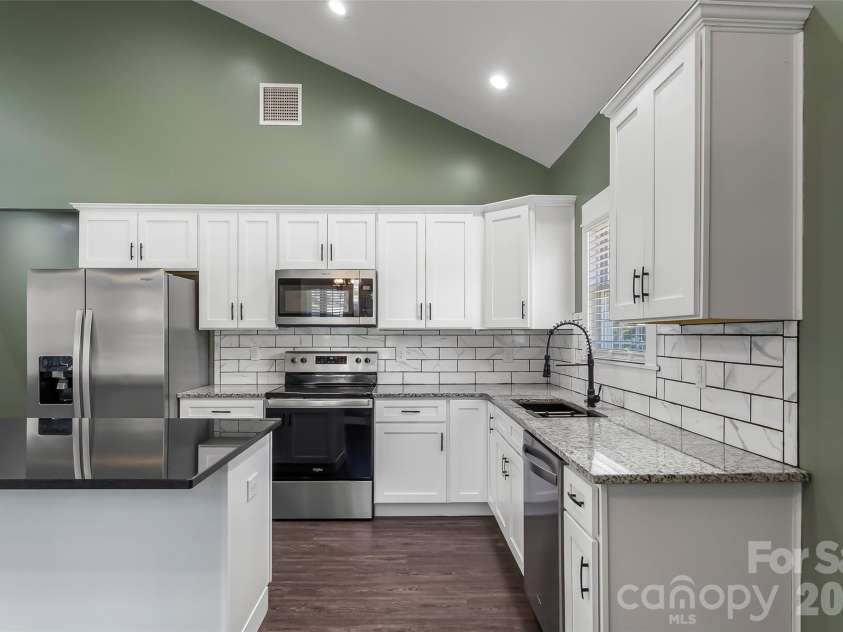 364 Carolina Avenue Avenue, Marion, NC 28752.  MLS# CAR4382907, YatesRealty ID 23869. 