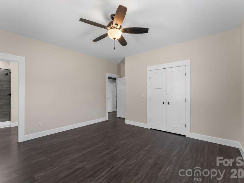 364 Carolina Avenue Avenue, Marion, NC 28752.  MLS# CAR4382907, YatesRealty ID 23869. 