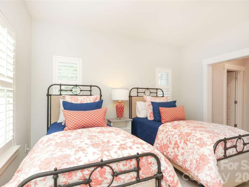 13418 Castleford Drive, Mint Hill, NC 28227.  MLS# CAR4338644, YatesRealty ID 2387. 