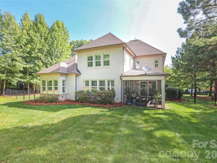 13418 Castleford Drive, Mint Hill, NC 28227.  MLS# CAR4338644, YatesRealty ID 2387. 