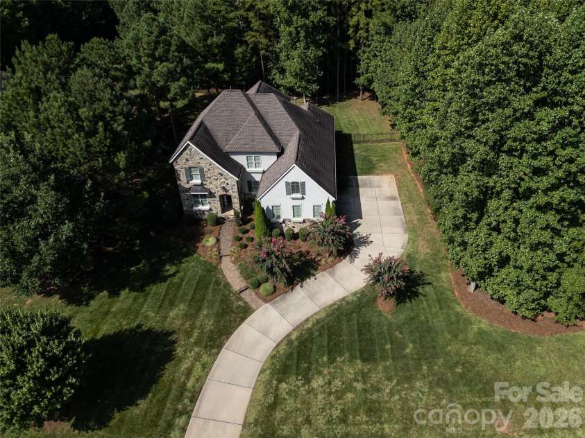 13418 Castleford Drive, Mint Hill, NC 28227.  MLS# CAR4338644, YatesRealty ID 2387. 