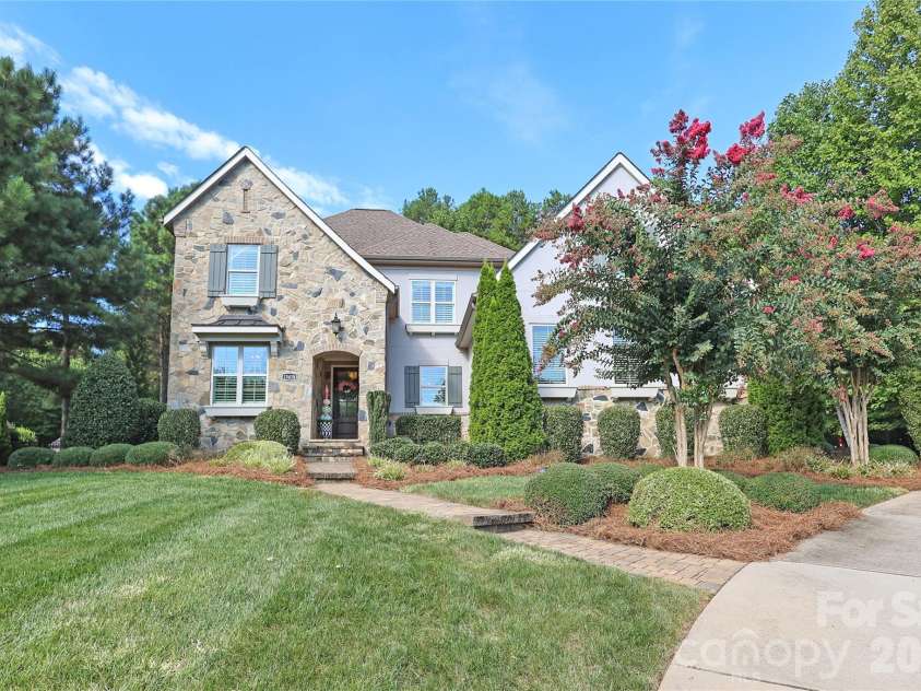 13418 Castleford Drive, Mint Hill, NC 28227.  MLS# CAR4338644, YatesRealty ID 2387. 