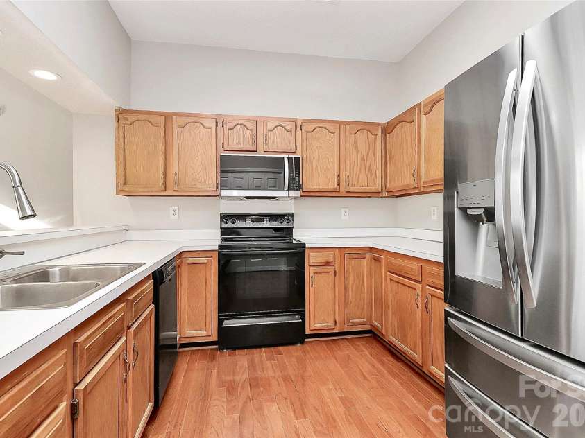 471 Runnymede Drive, Rock Hill, SC 29732.  MLS# CAR4336474, YatesRealty ID 2387. 