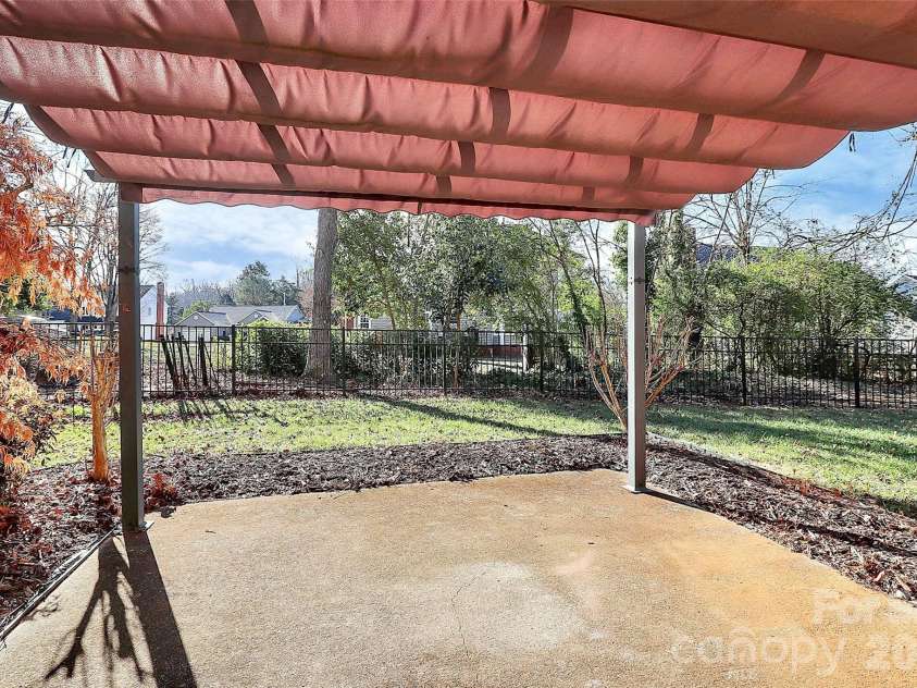 471 Runnymede Drive, Rock Hill, SC 29732.  MLS# CAR4336474, YatesRealty ID 2387. 