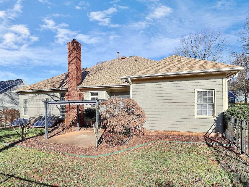 471 Runnymede Drive, Rock Hill, SC 29732.  MLS# CAR4336474, YatesRealty ID 2387. 