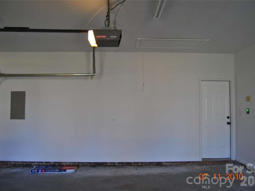 471 Runnymede Drive, Rock Hill, SC 29732.  MLS# CAR4336474, YatesRealty ID 2387. 