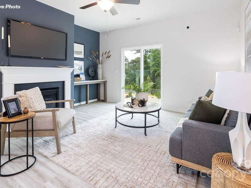 12007 Zazu Way, Charlotte, NC 28215.  MLS# CAR4273829, YatesRealty ID 23870. 