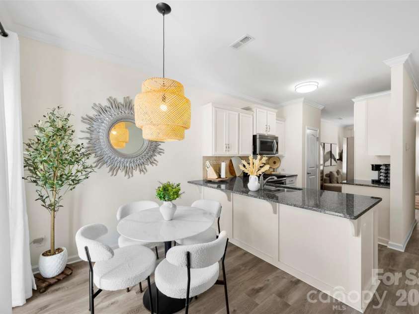 12764 Persimmon Tree Drive, Charlotte, NC 28273.  MLS# CAR4372300, YatesRealty ID 23871. 