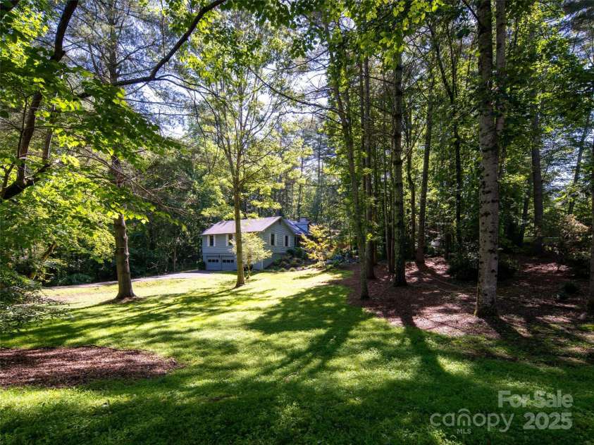30 Falcon Wood Way, Flat Rock, NC 28739.  MLS# CAR4273281, YatesRealty ID 23873. 
